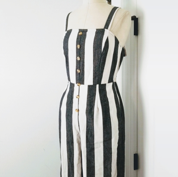 Gray/White Striped Overalls Cropped Jumpsuit - Picture 7 of 8